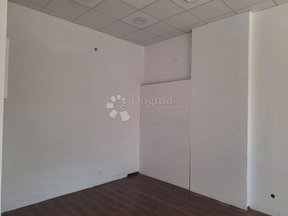 Locale commerciale Trešnjevka, Trešnjevka - Sjever, 68,53m2