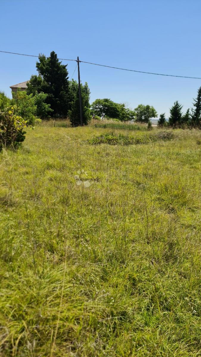 Rtina – terreno edificabile 1294 m2 con vista mare