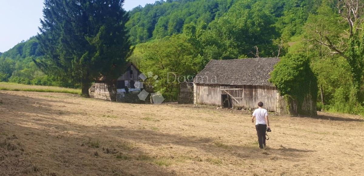 Terreno edificabile Slunj, 19.667m2