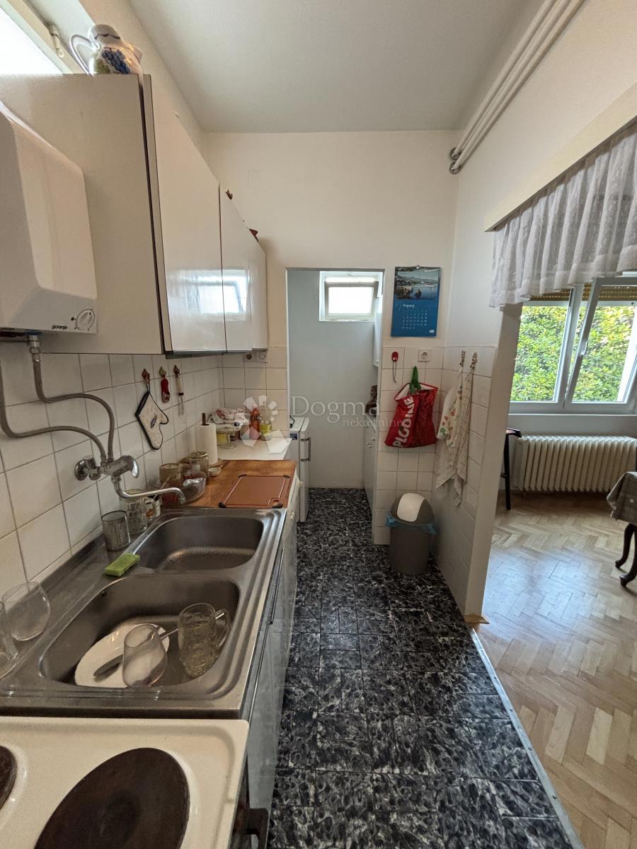 Allogio Opatija - Centar, Opatija, 100m2