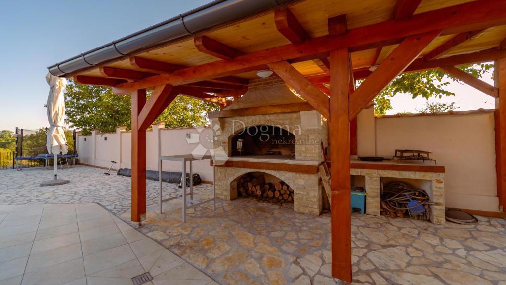 Villa di lusso a Žminj