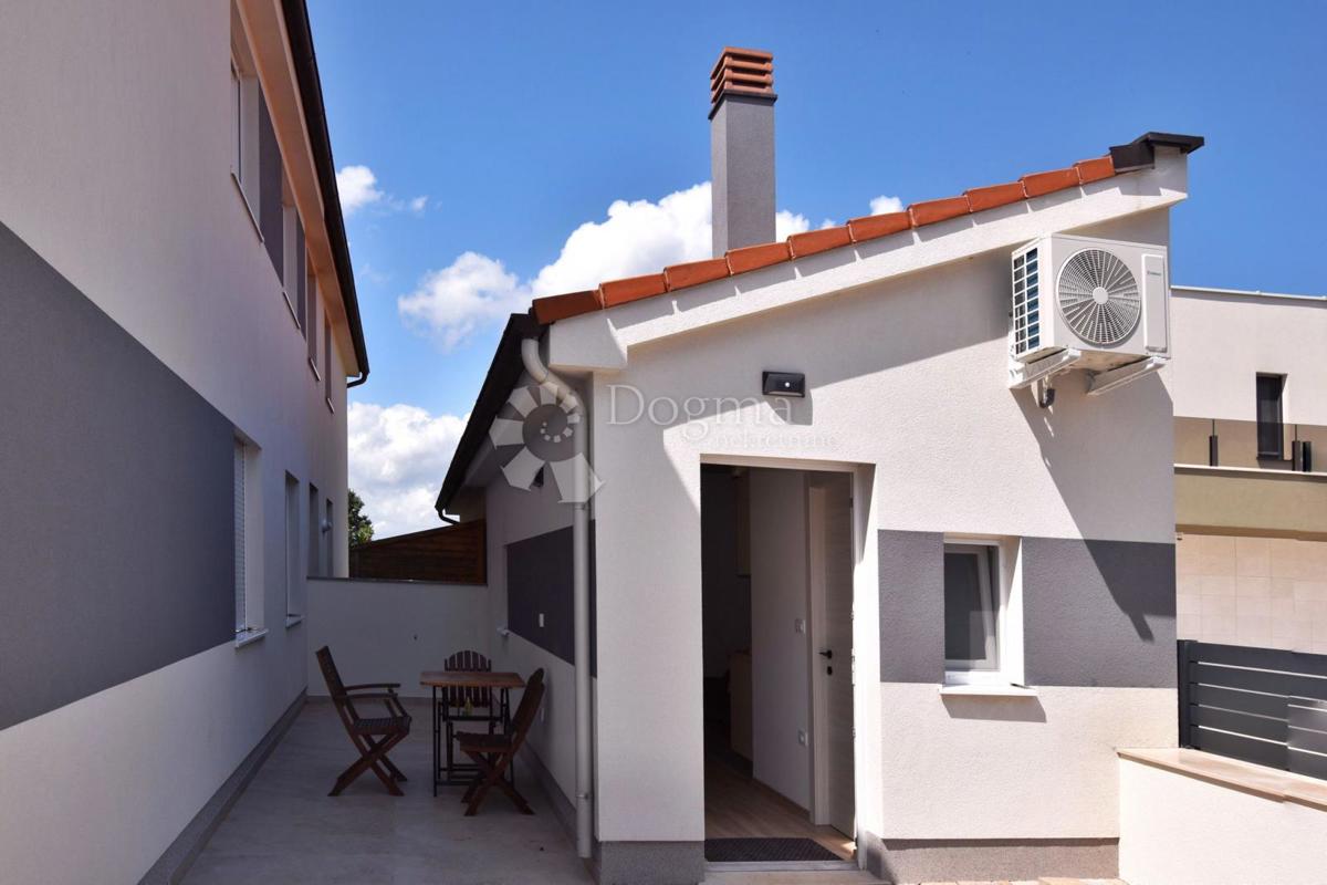 Allogio Šišan, Ližnjan, 195m2