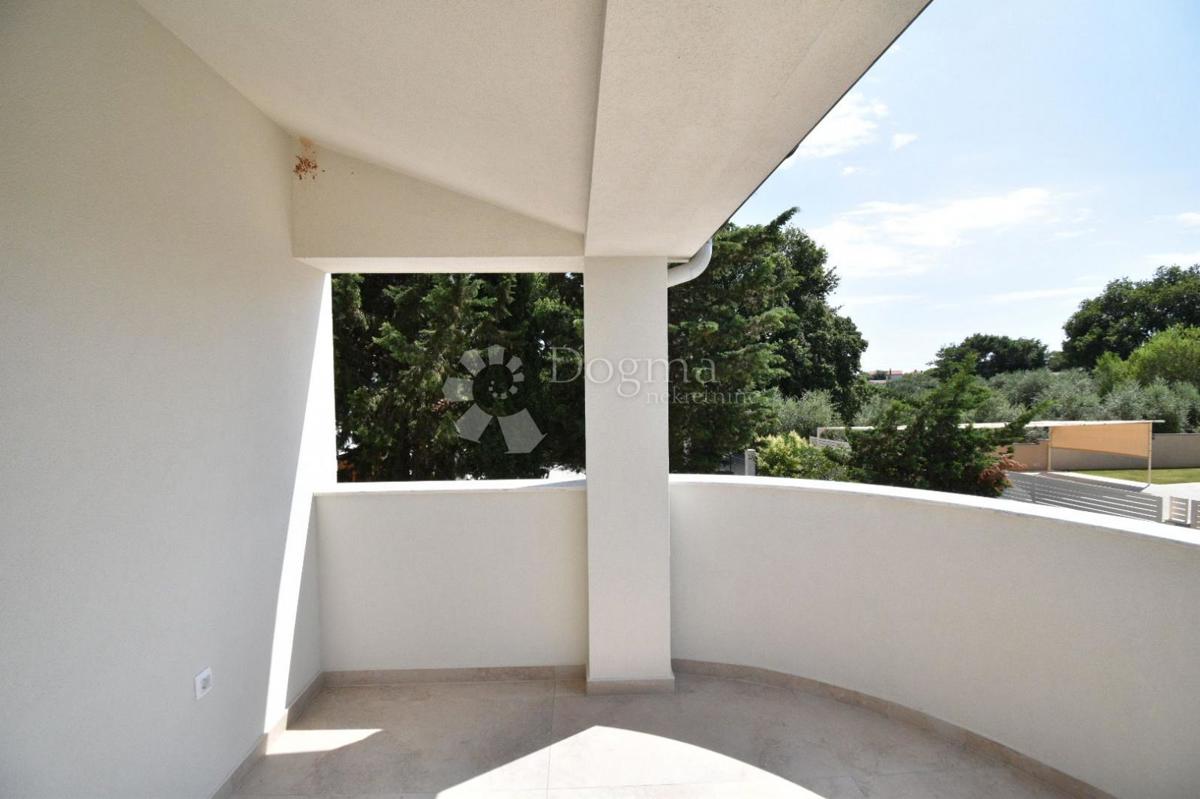 Allogio Šišan, Ližnjan, 195m2