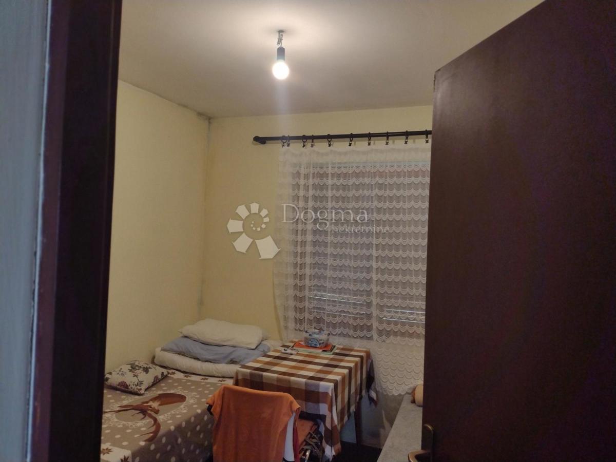 Casa Slavsko Polje, Gvozd, 100m2