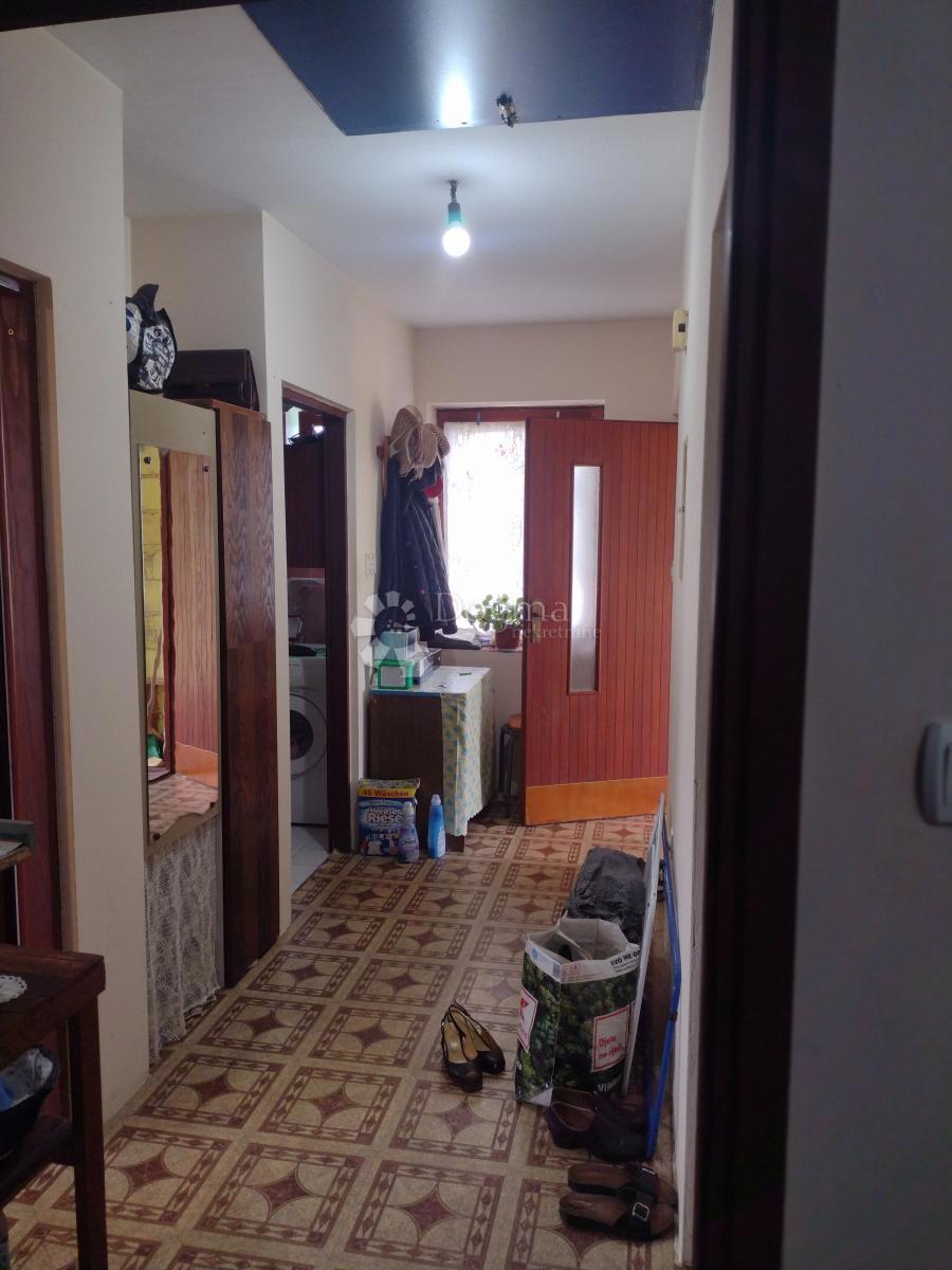 Casa Slavsko Polje, Gvozd, 100m2