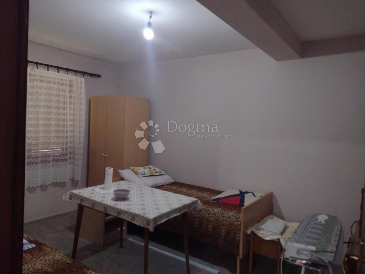 Casa Slavsko Polje, Gvozd, 100m2