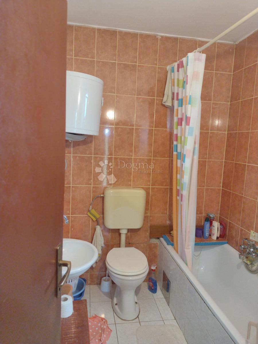 Casa Slavsko Polje, Gvozd, 100m2