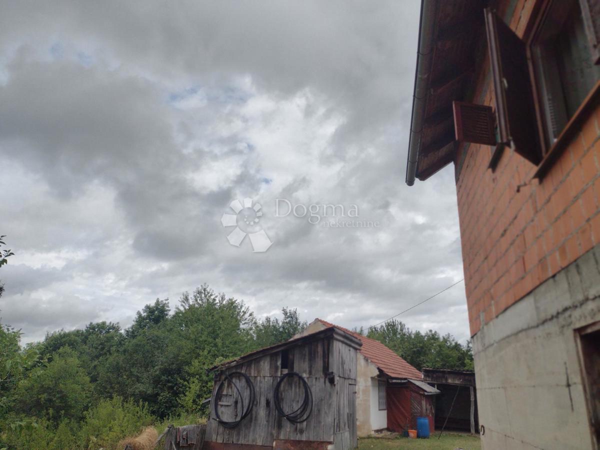 Casa Slavsko Polje, Gvozd, 100m2