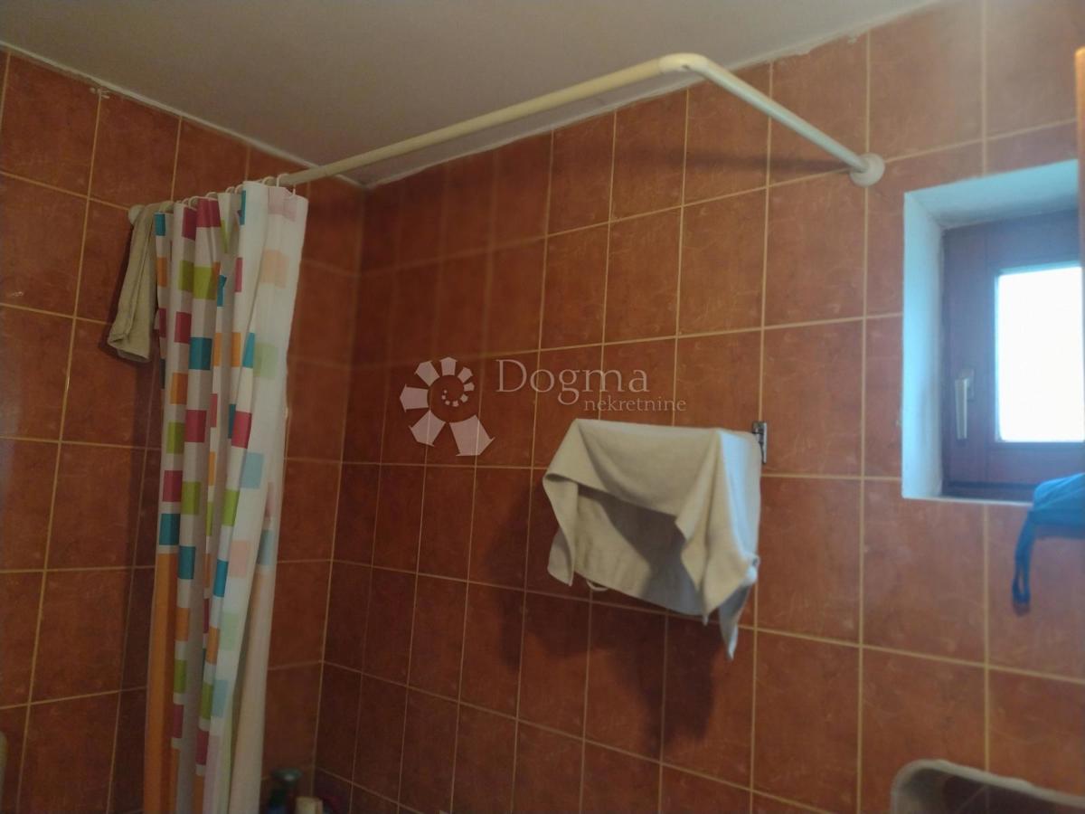 Casa Slavsko Polje, Gvozd, 100m2