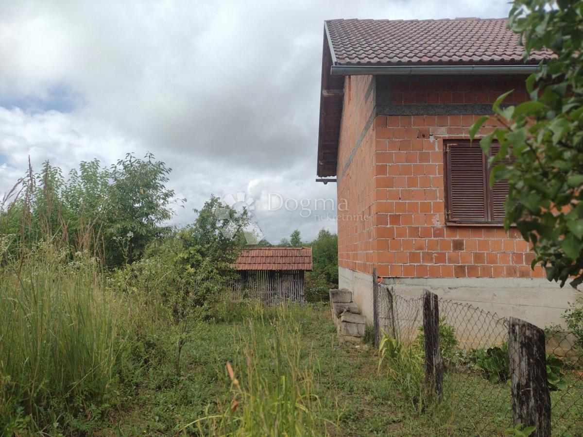 Casa Slavsko Polje, Gvozd, 100m2