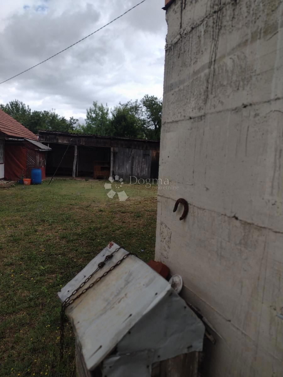 Casa Slavsko Polje, Gvozd, 100m2