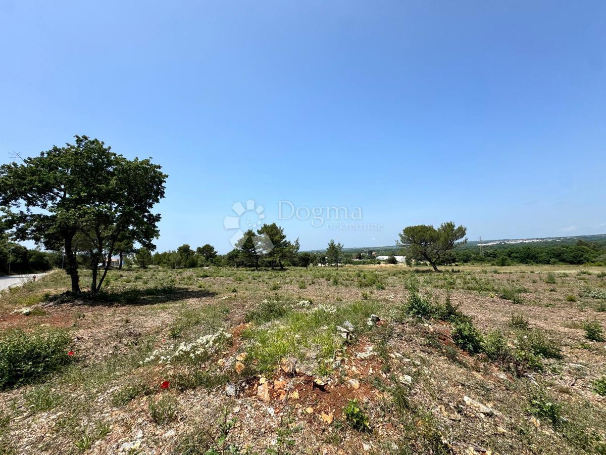Terreno edificabile Veli vrh, Pula, 4.485m2