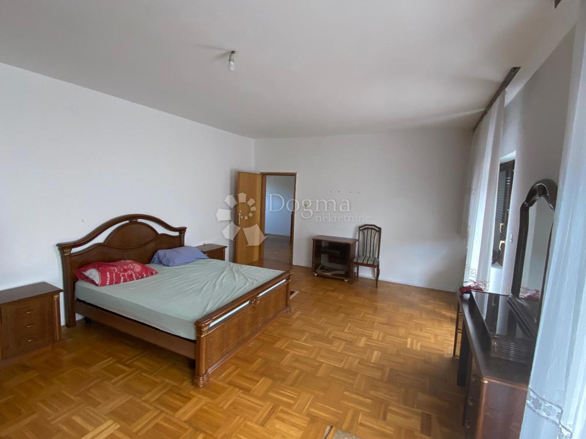 Casa Brestje, Sesvete, 348m2