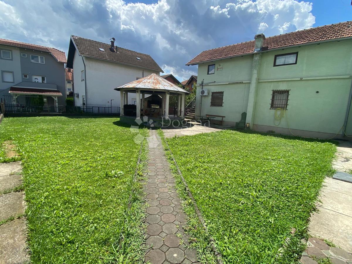 Casa Brestje, Sesvete, 348m2