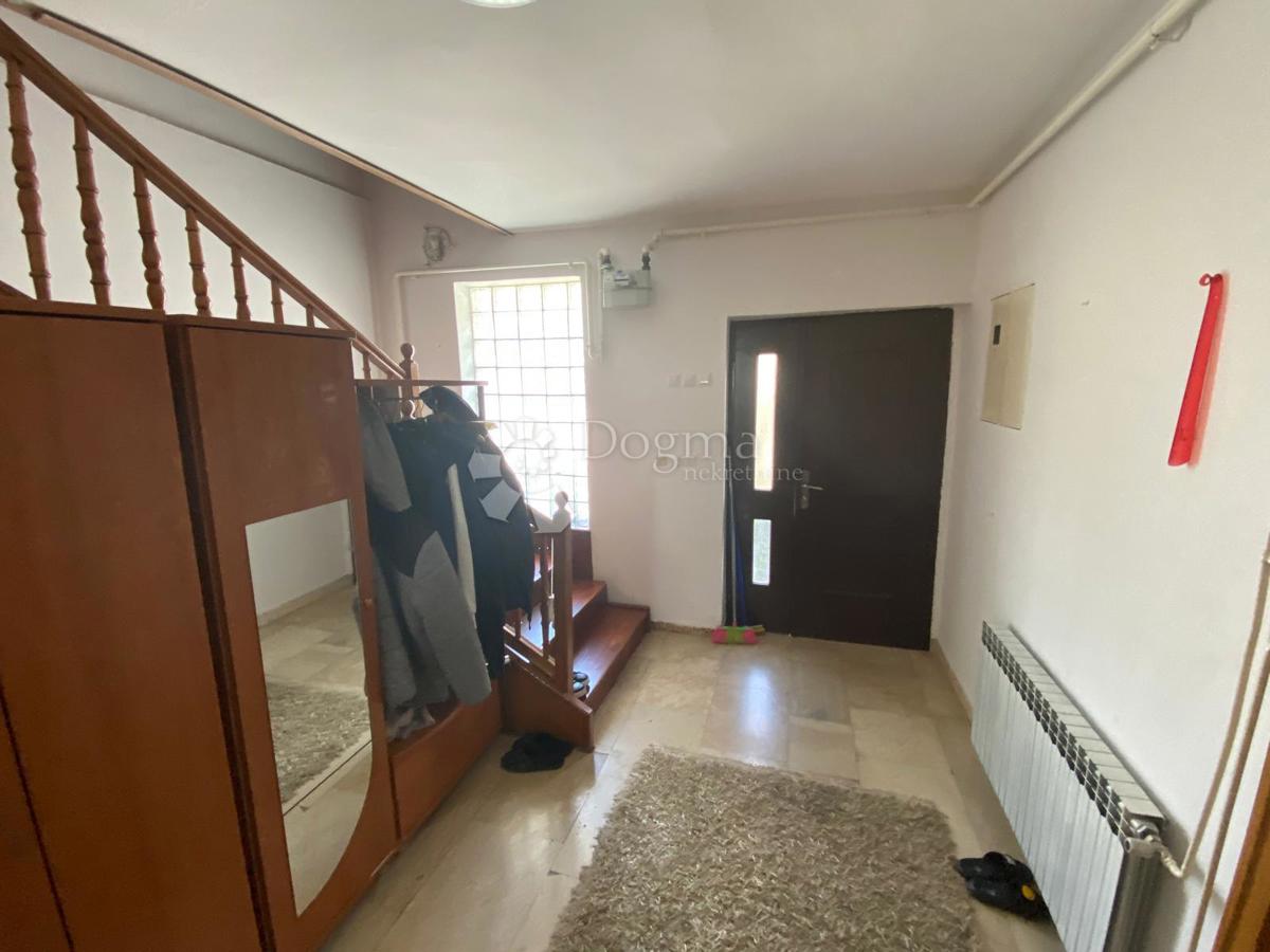 Casa Brestje, Sesvete, 348m2