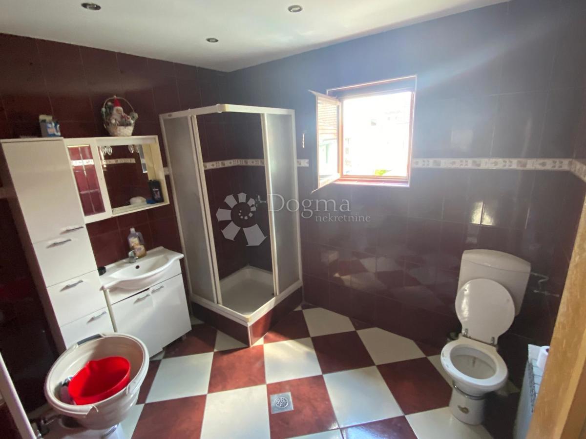 Casa Brestje, Sesvete, 348m2