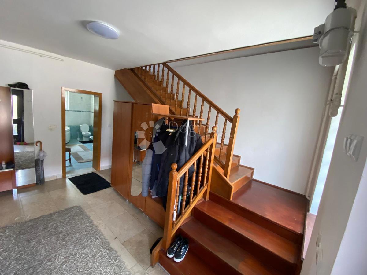 Casa Brestje, Sesvete, 348m2