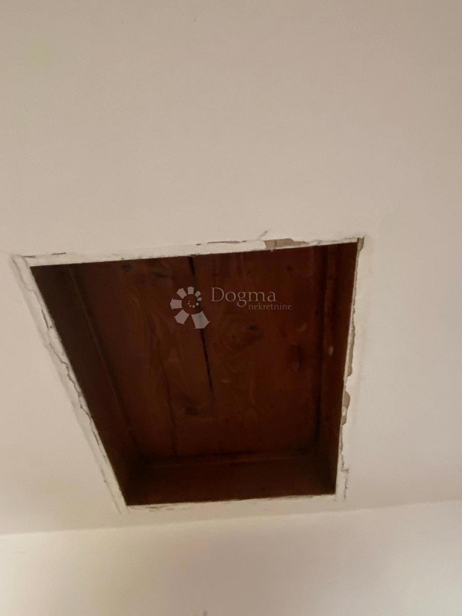 Casa Brestje, Sesvete, 348m2