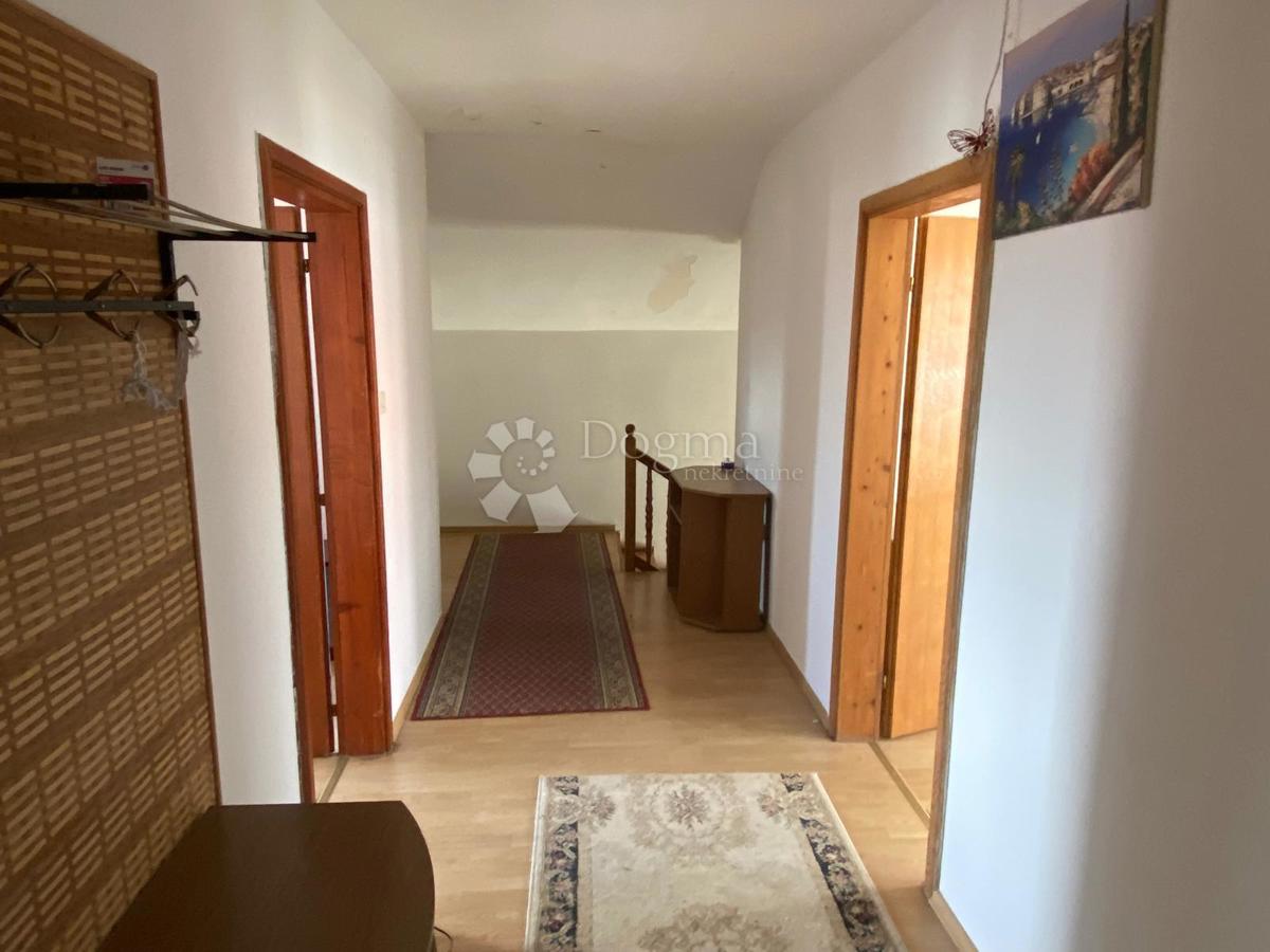 Casa Brestje, Sesvete, 348m2