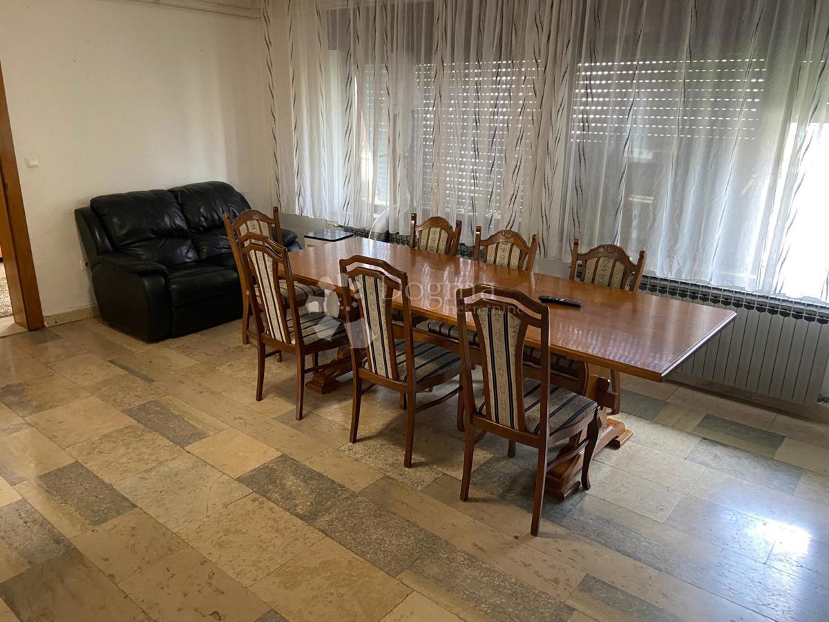 Casa Brestje, Sesvete, 348m2