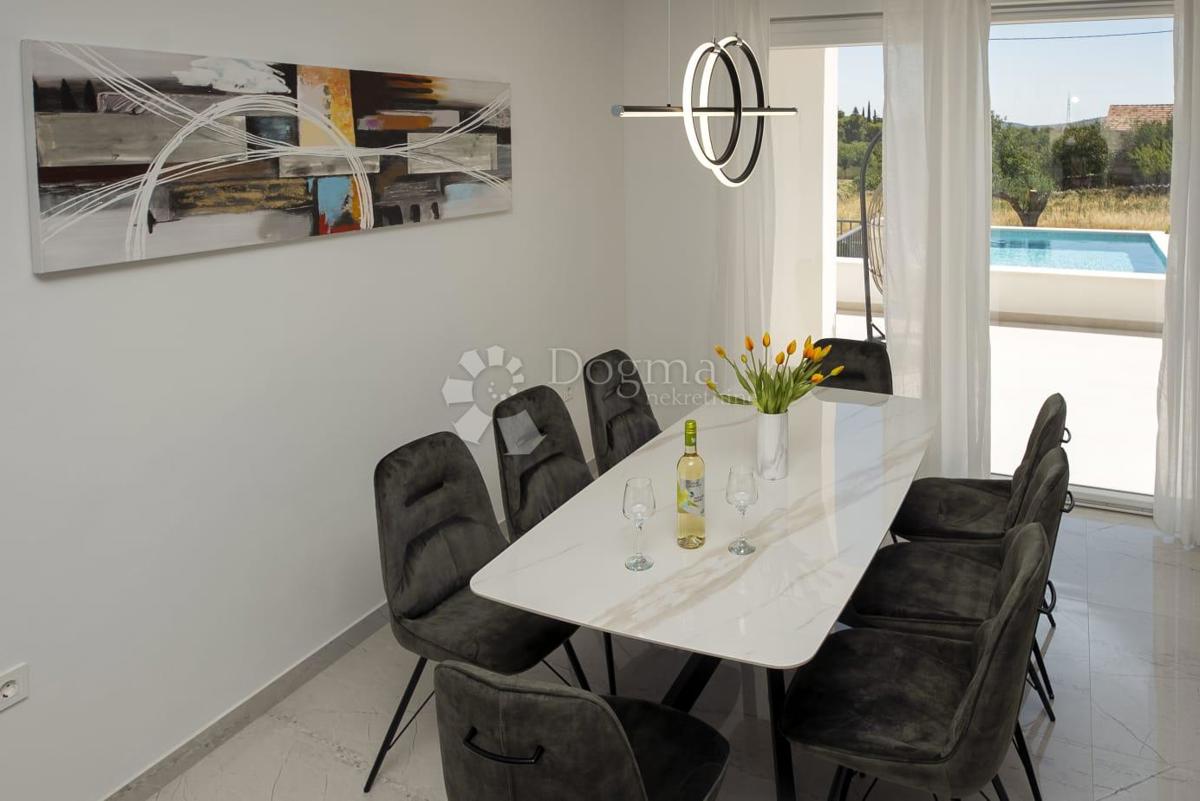 Casa Dubrava Kod Šibenika, Šibenik - Okolica, 160m2