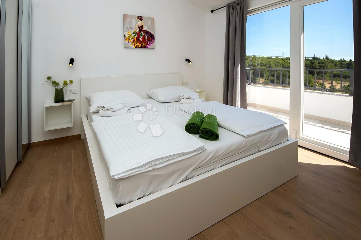 Casa Dubrava Kod Šibenika, Šibenik - Okolica, 160m2