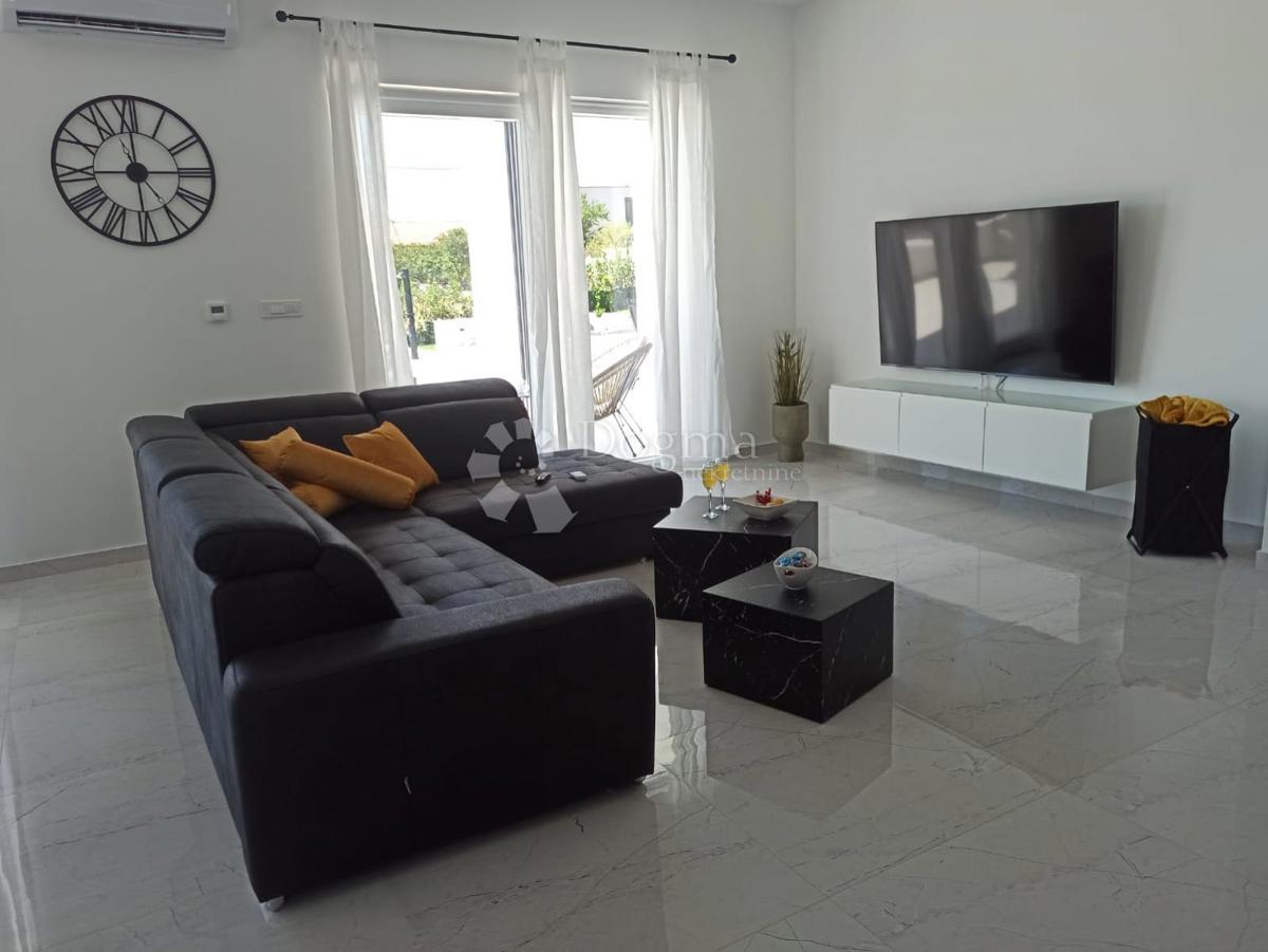 Casa Dubrava Kod Šibenika, Šibenik - Okolica, 160m2