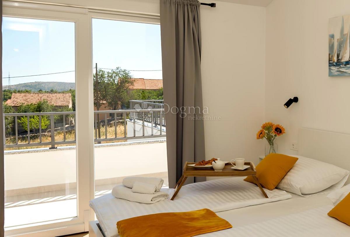 Casa Dubrava Kod Šibenika, Šibenik - Okolica, 160m2