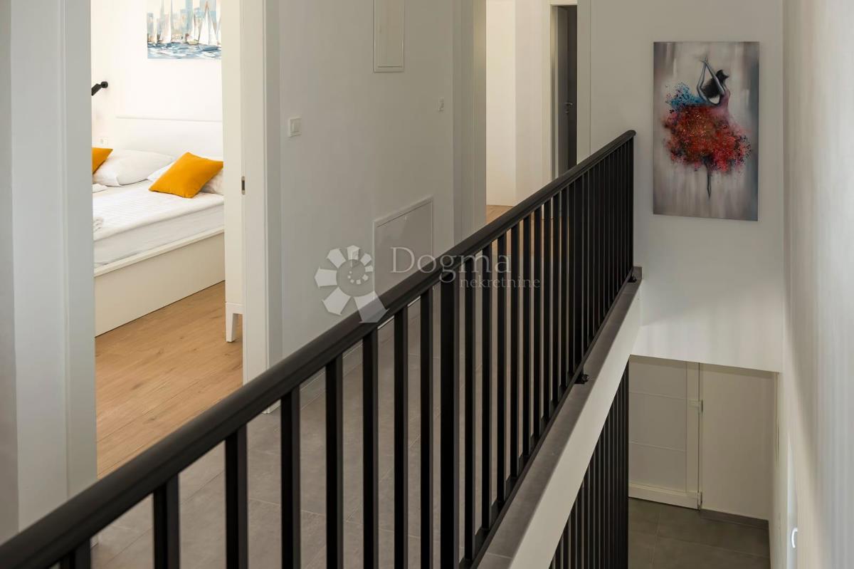 Casa Dubrava Kod Šibenika, Šibenik - Okolica, 160m2