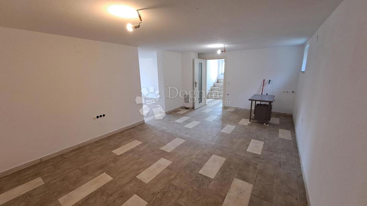 Casa Varaždin Breg, Gornji Kneginec, 78m2