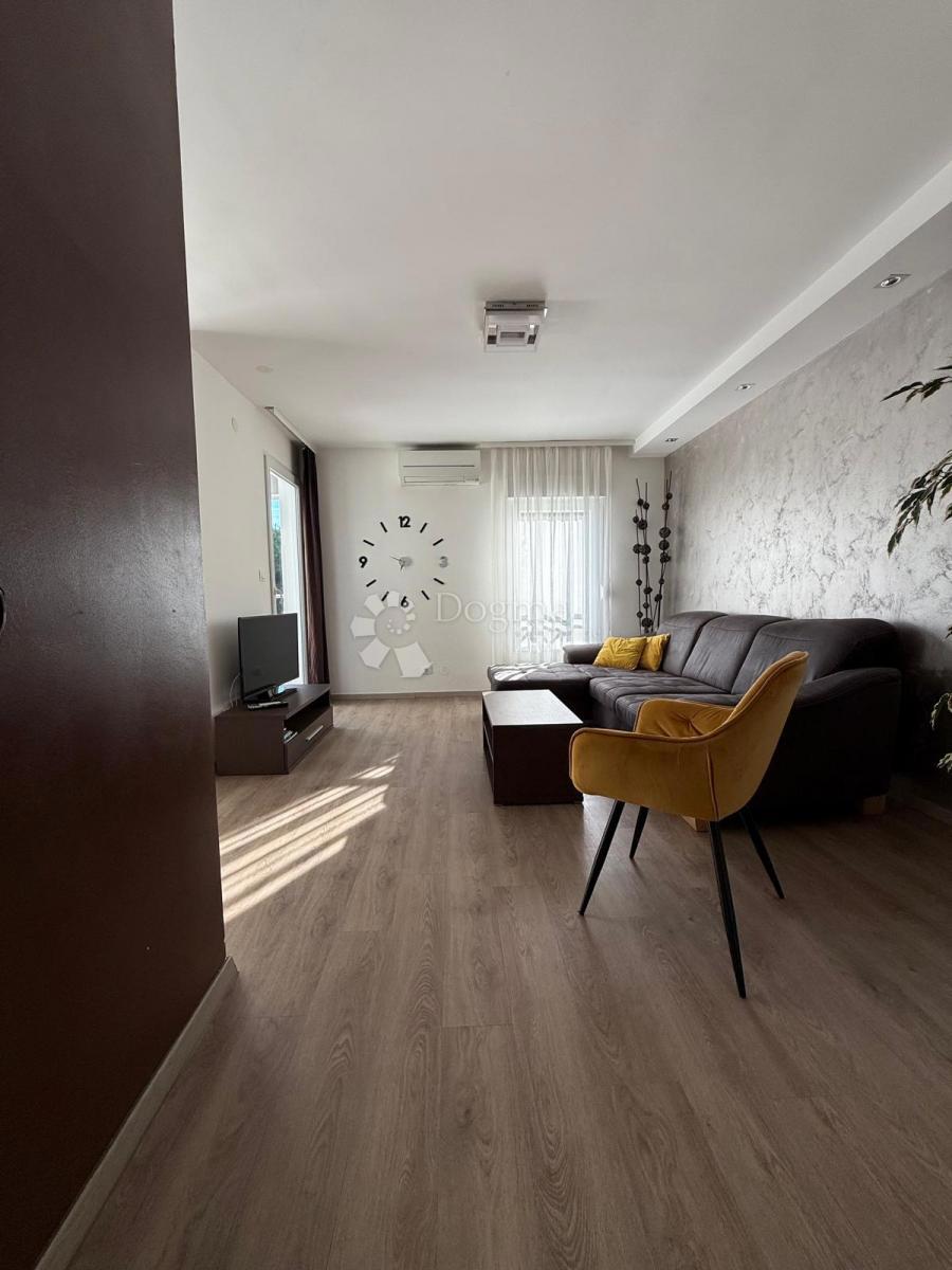 Allogio Stoja, Pula, 77m2