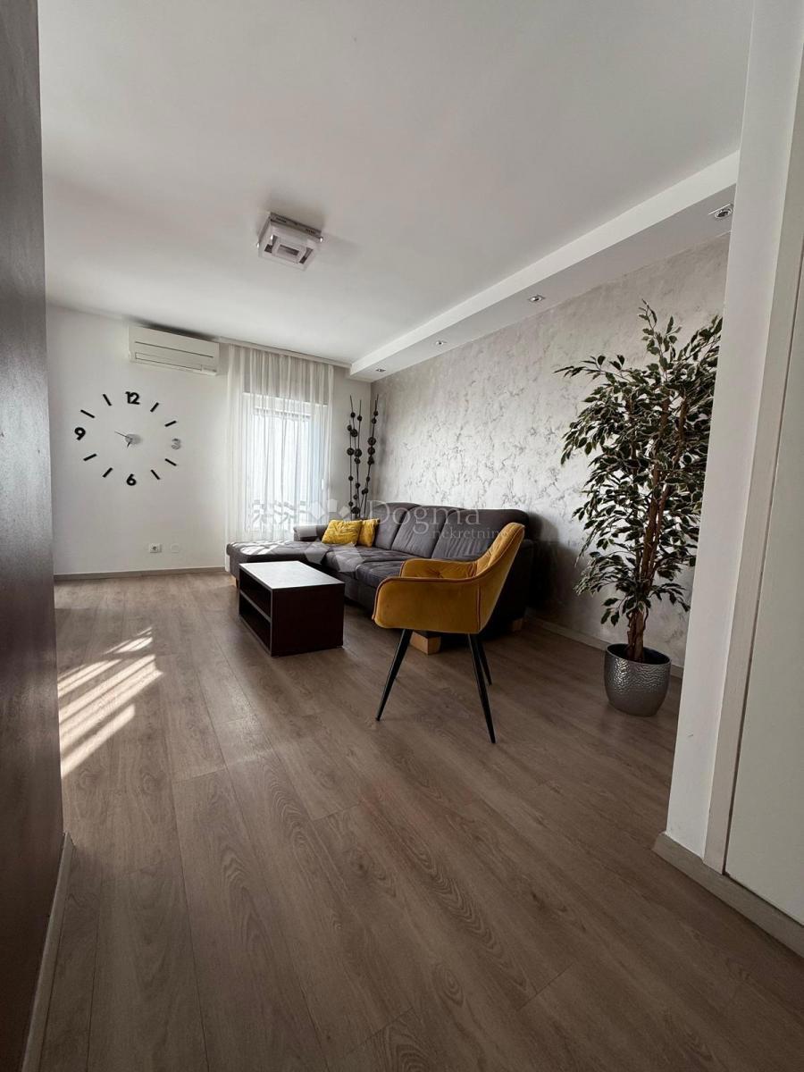 Allogio Stoja, Pula, 77m2