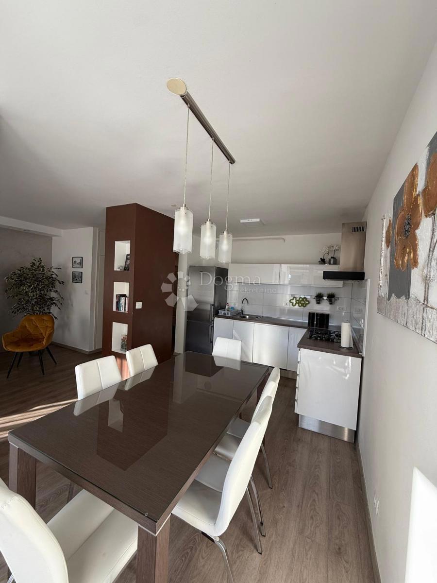 Allogio Stoja, Pula, 77m2