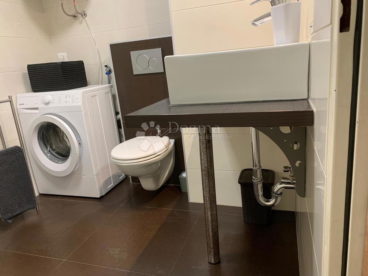 Allogio Stoja, Pula, 77m2