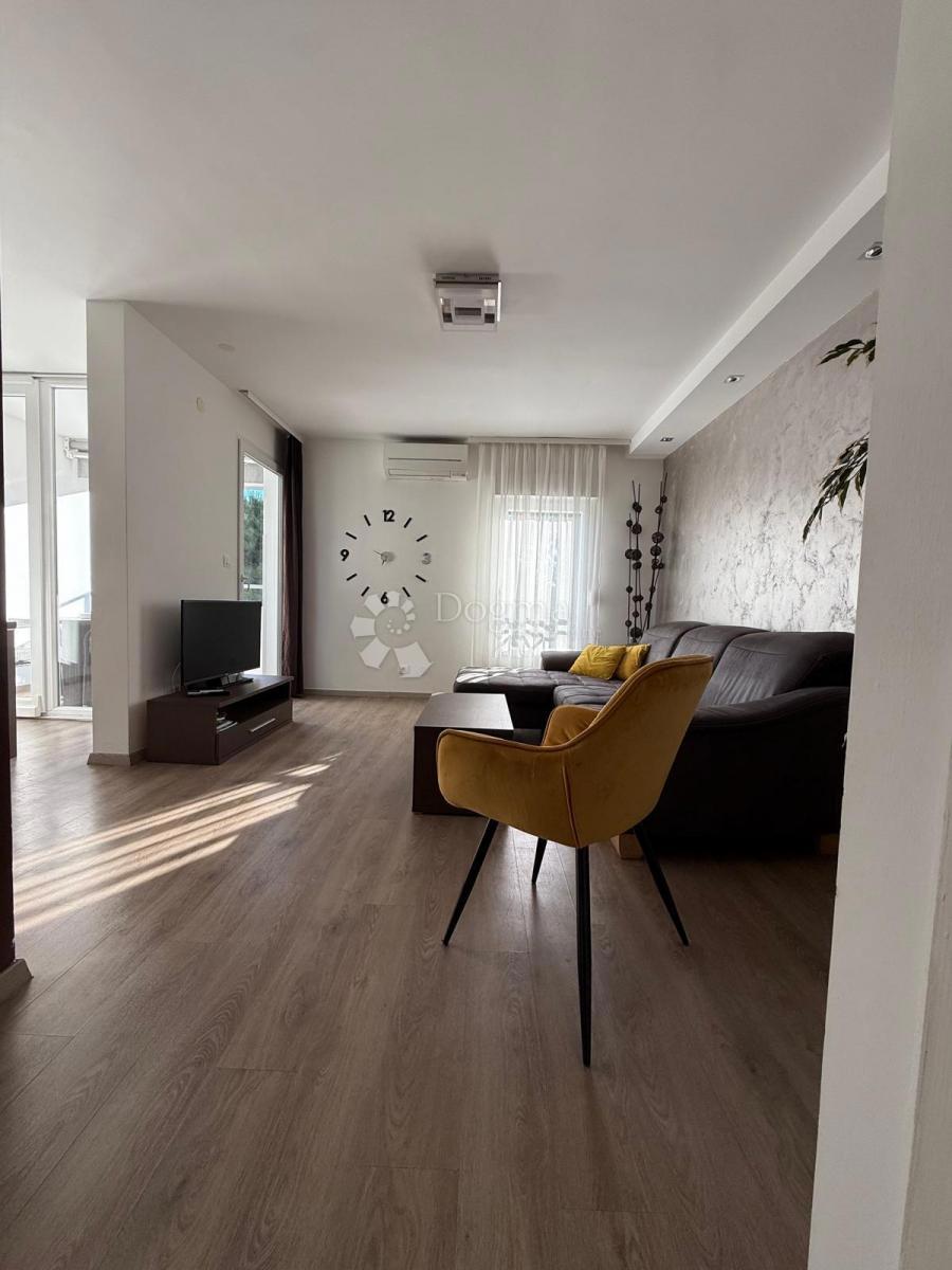 Allogio Stoja, Pula, 77m2