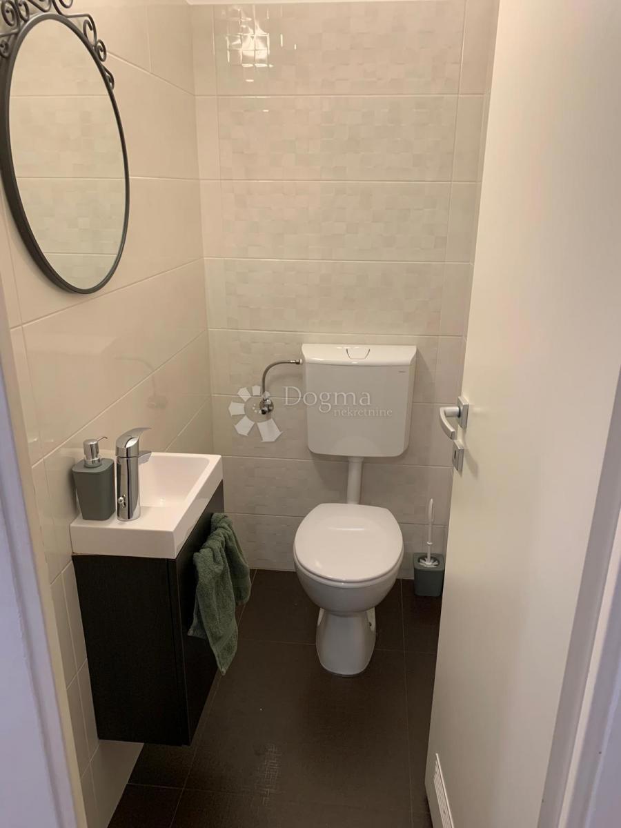 Allogio Stoja, Pula, 77m2