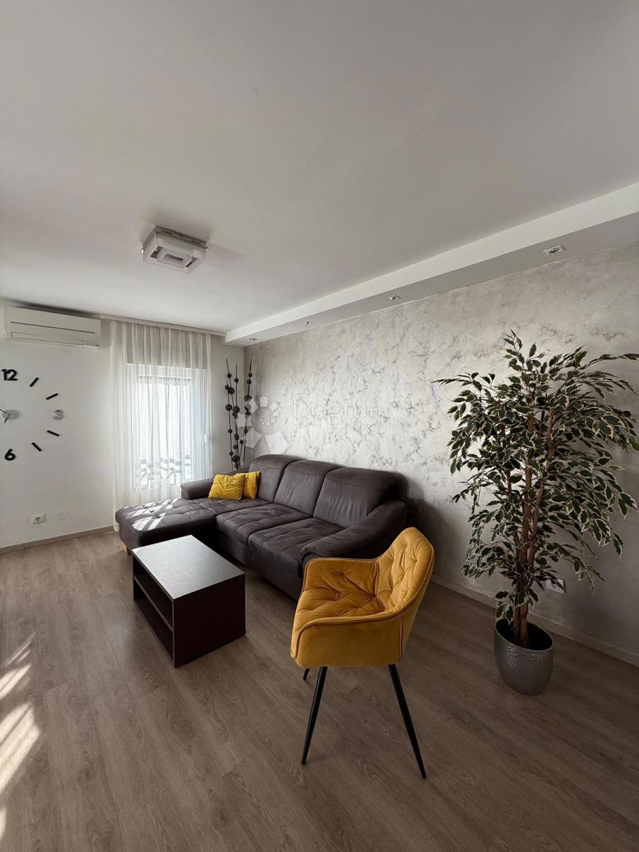 Allogio Stoja, Pula, 77m2