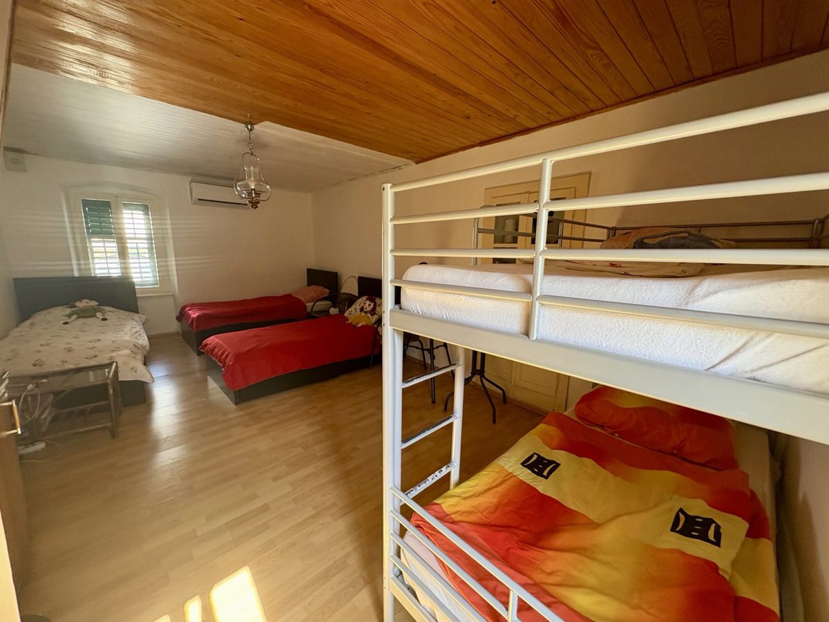 Casa Draga Bašćanska, Baška, 150m2