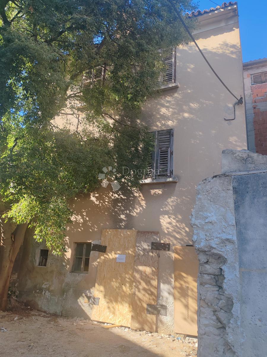 Allogio Gorica, Šibenik, 140m2