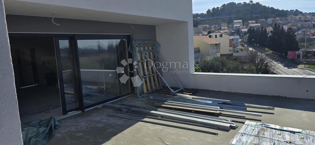 Allogio Crnica, Šibenik, 166,34m2