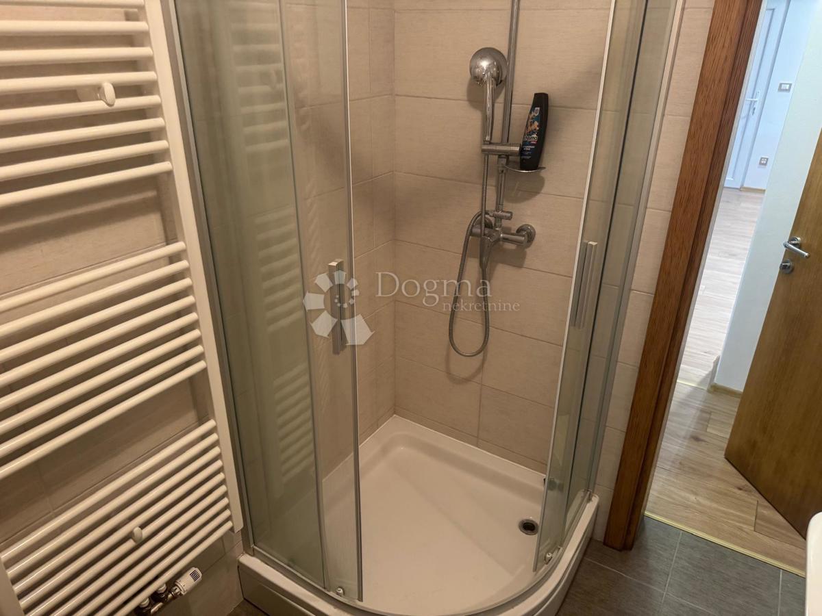 Casa Centar Ivanić-Grad, Ivanić-Grad, 232m2