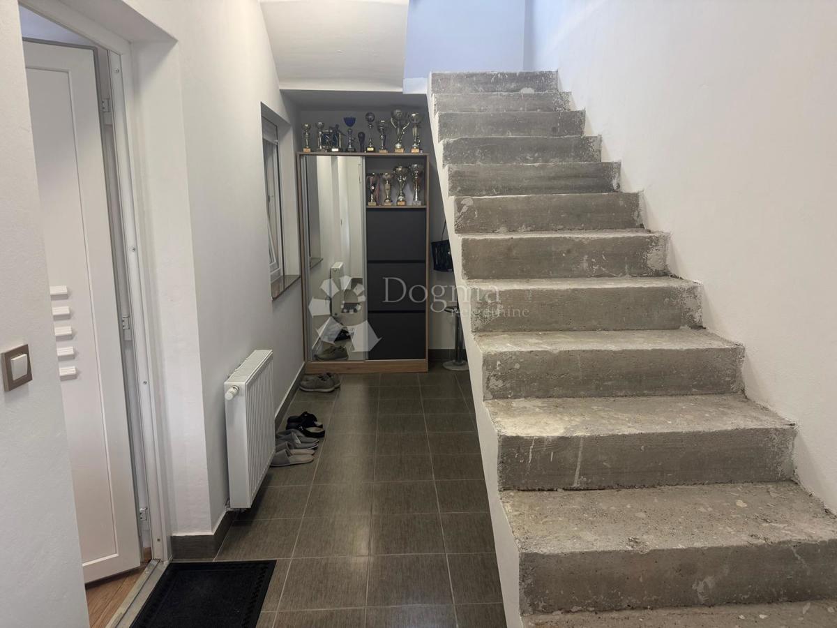 Casa Centar Ivanić-Grad, Ivanić-Grad, 232m2