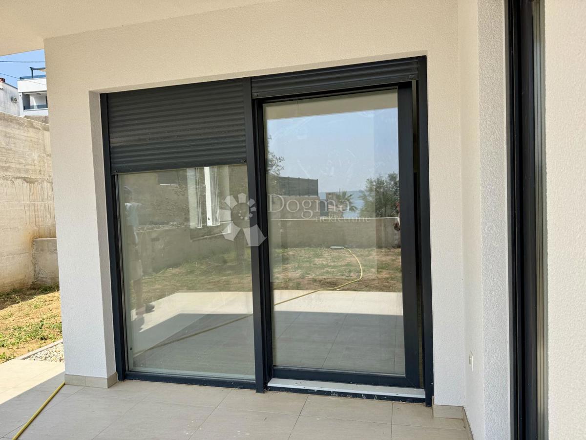 Allogio Maslenica, Jasenice, 81,84m2