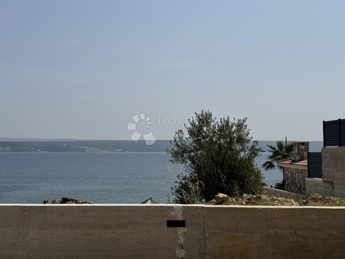 Allogio Maslenica, Jasenice, 81,84m2