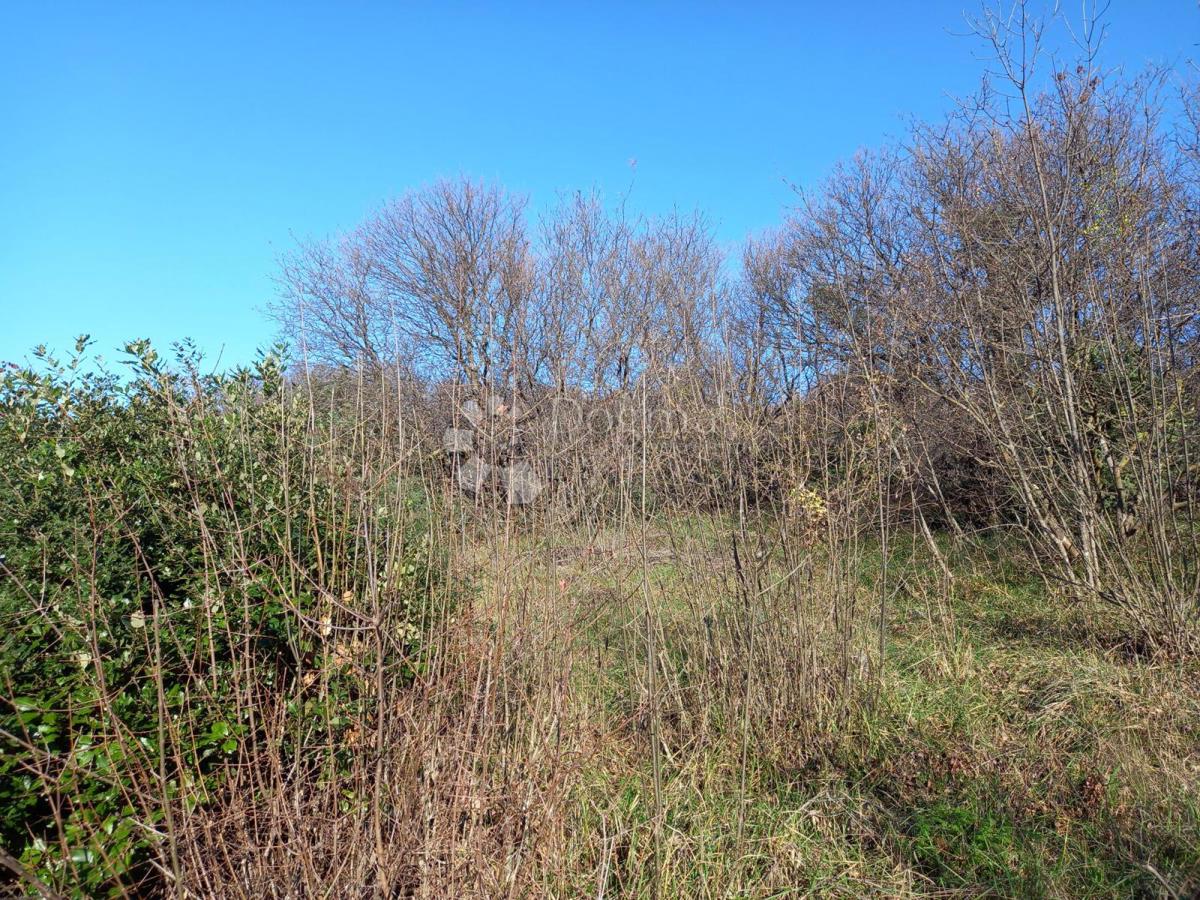 Kostrena, terreno con vista mare