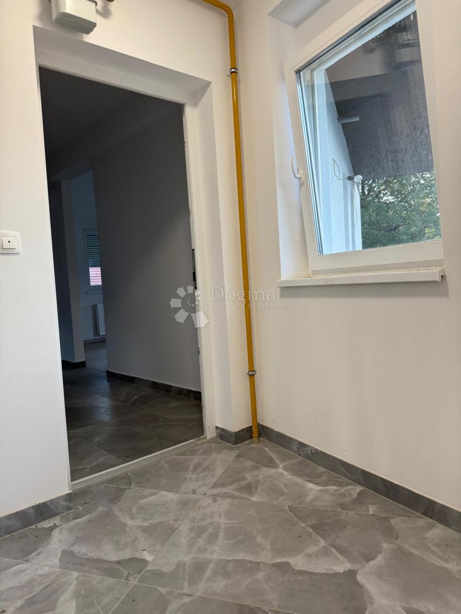 Allogio Centar, Varaždin, 74,45m2