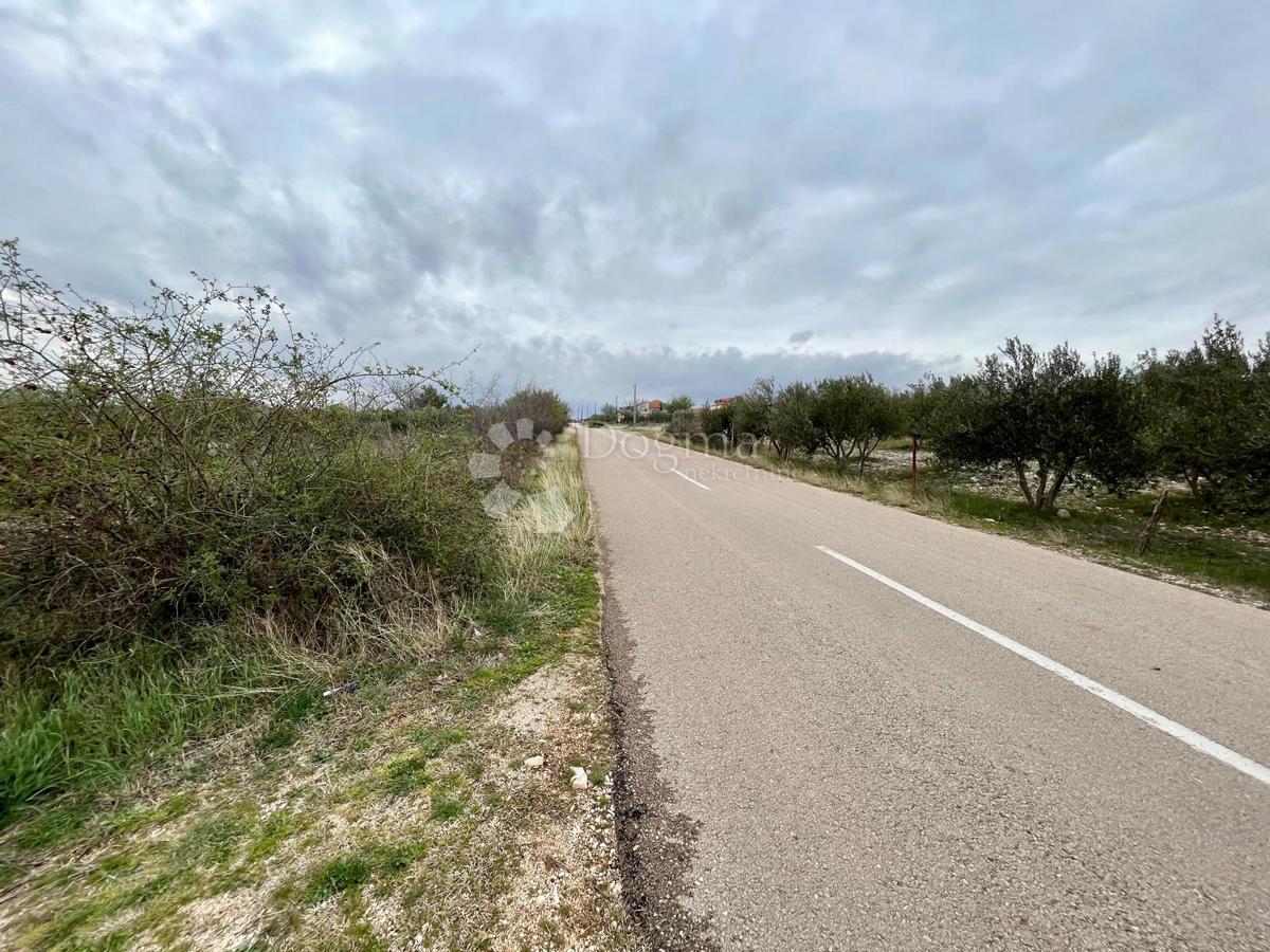 Terreno edificabile Raštević, Benkovac, Da, 9.490m2