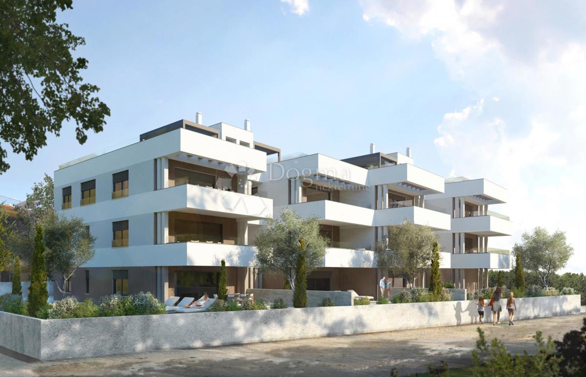 Appartamento con giardino e terrazze