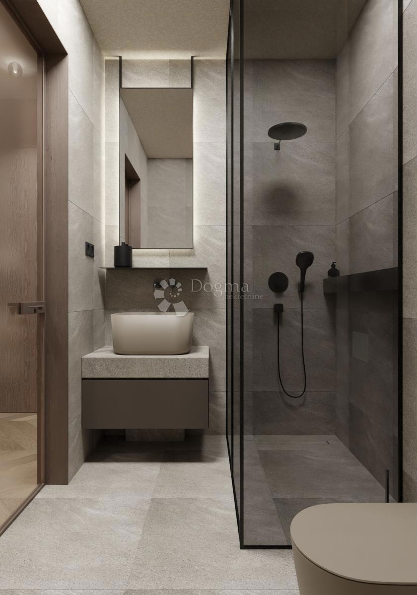 Appartamento con giardino e terrazze