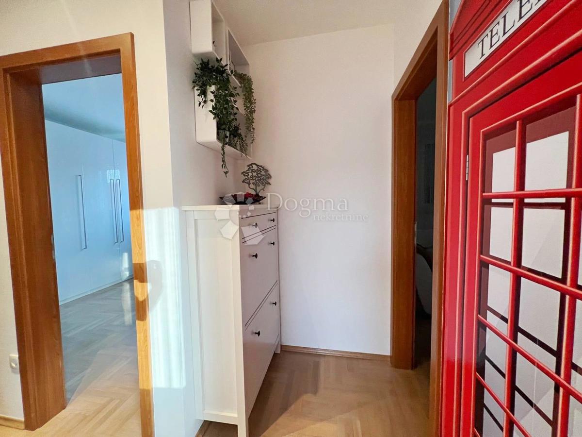 ZAPREŠIĆ, APPARTAMENTO MODERNO VICINO AL CENTRO